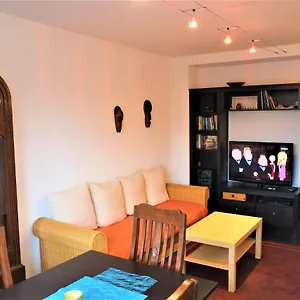 apartment-1-hninger-weg-69.topcolognehotels.com/